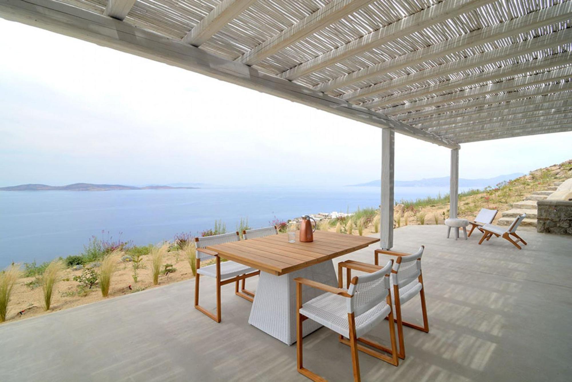 Villa Bluebird Seabird